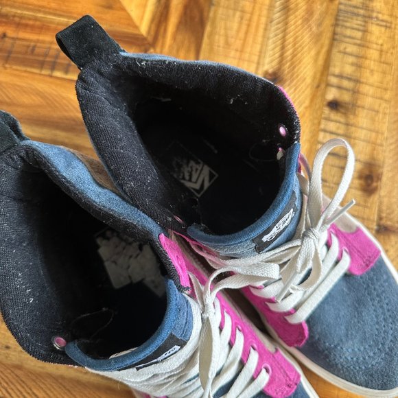 Limited Edition VANS - SK8-HI RECONSTRUCT SHOE - Picture 5 of 11